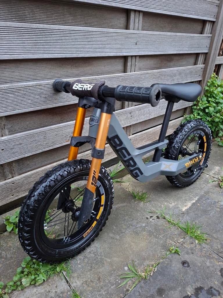 Berg biky loopfiets 12 inch, Kinderen en Baby's, Speelgoed | Buiten | Voertuigen en Loopfietsen, Ophalen, Gebruikt, Loopfiets