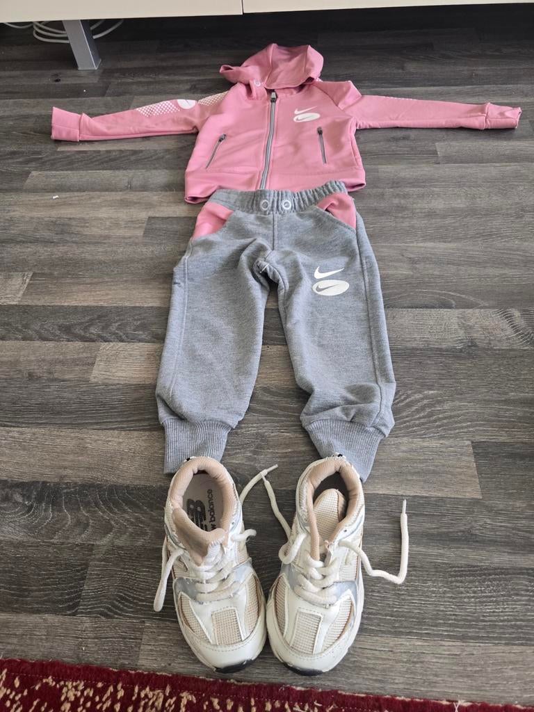 Meisjes sportkleding 2 tot 3 jaar, Ophalen of Verzenden, Zo goed als nieuw, Maat 34 (XS) of kleiner, Zwart