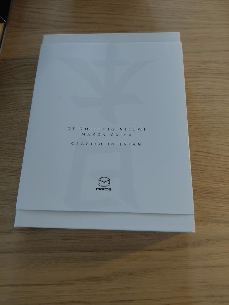 mazda CX-60 exclusieve box met boekje en thee, whisky, Ophalen of Verzenden, Nieuw, Auto's