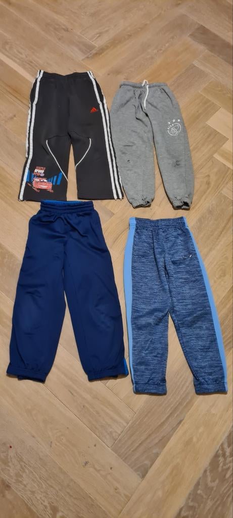 Jongens joggingbroeken maat 116 (4 stuks), Broek, Gebruikt, Adidas, Ajax, Dutchy, Ophalen of Verzenden