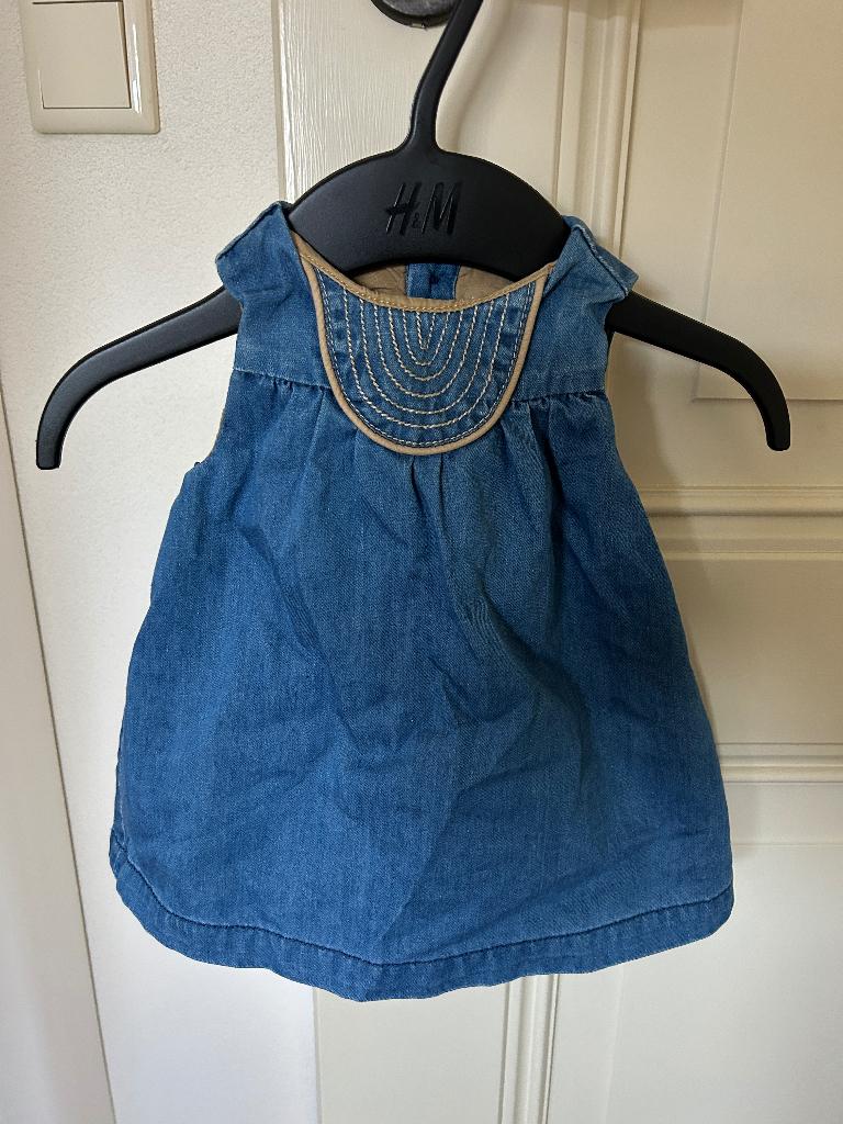 Zara spijkerjurkje maat 68, Kinderen en Baby's, Babykleding | Maat 68, Gebruikt, Meisje, Jurkje of Rokje, Ophalen of Verzenden