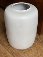 Witte Vaas van Jacob Leopold Knodgen JLK, Gebruikt, Wit, Aardewerk of Porselein, Ophalen of Verzenden