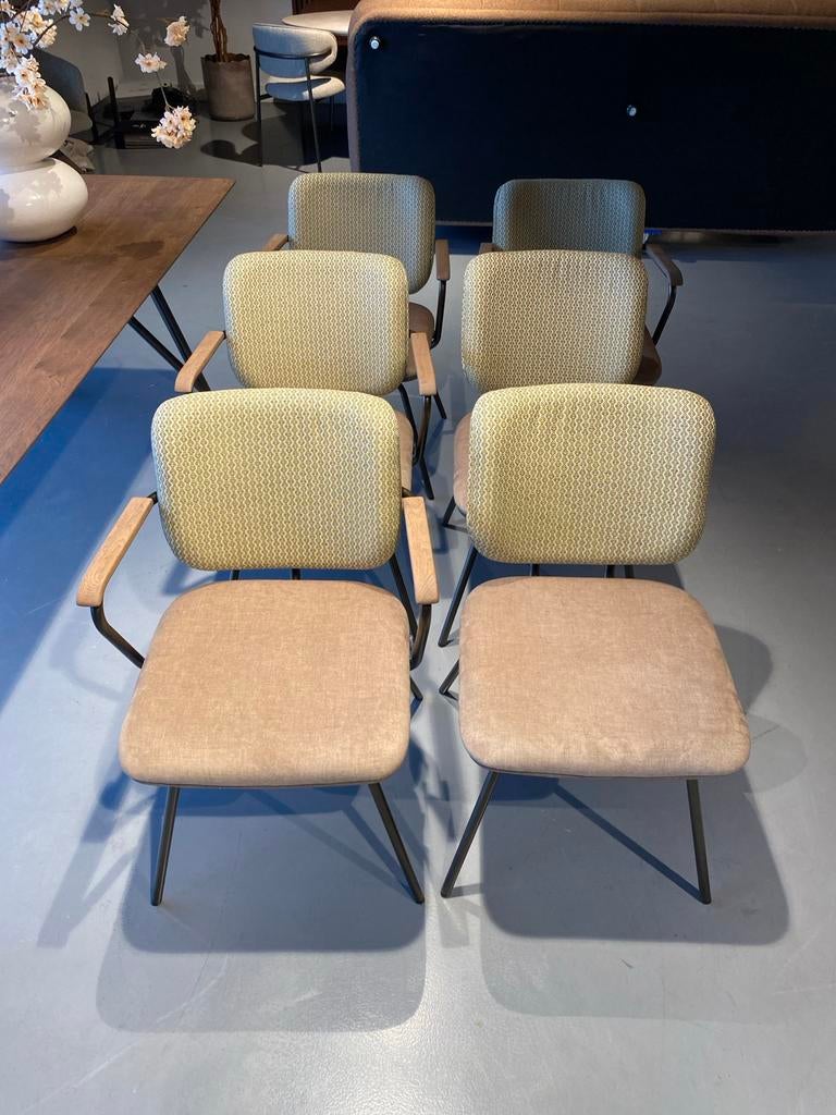 Zes Dyyk Kobe eetkamerstoelen - 4 met arm 2 zonder - anodic, Ophalen, Gebruikt, Bruin, Nijverheidsweg 12