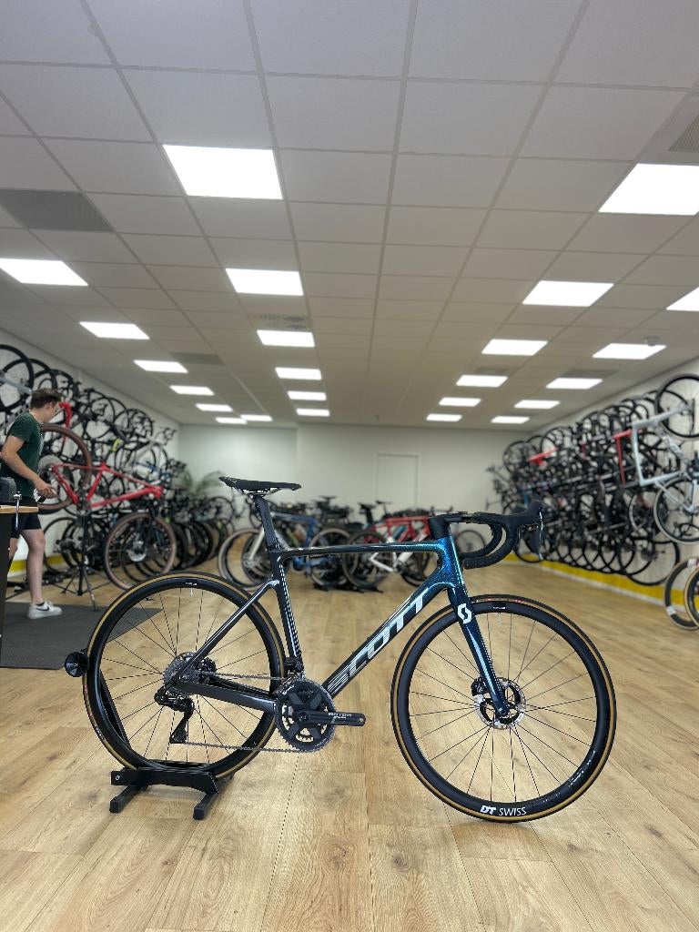 500km Scott Addict RC Pro Di2 Carbon Racefiets, Ophalen, Zo goed als nieuw, Overige typen