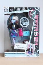 Monster High Abbey Bominable - Picture Day #Y8498 (NRFB), Ophalen of Verzenden, Nieuw, Fashion Doll