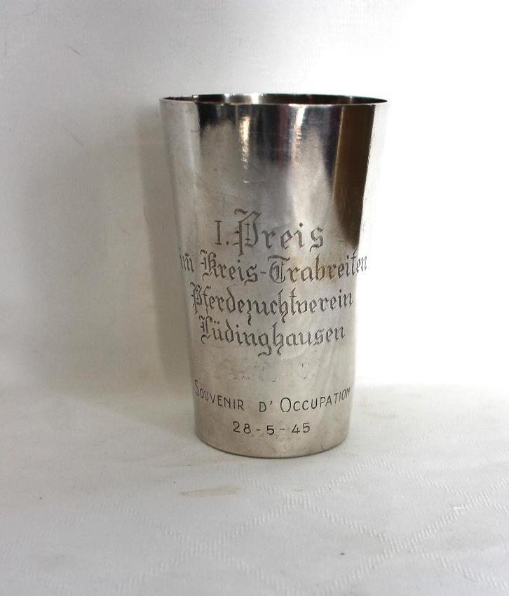 Zilveren Beker WO II verzamelobject, Antiek en Kunst, Antiek | Goud en Zilver, Zilver, Ophalen of Verzenden