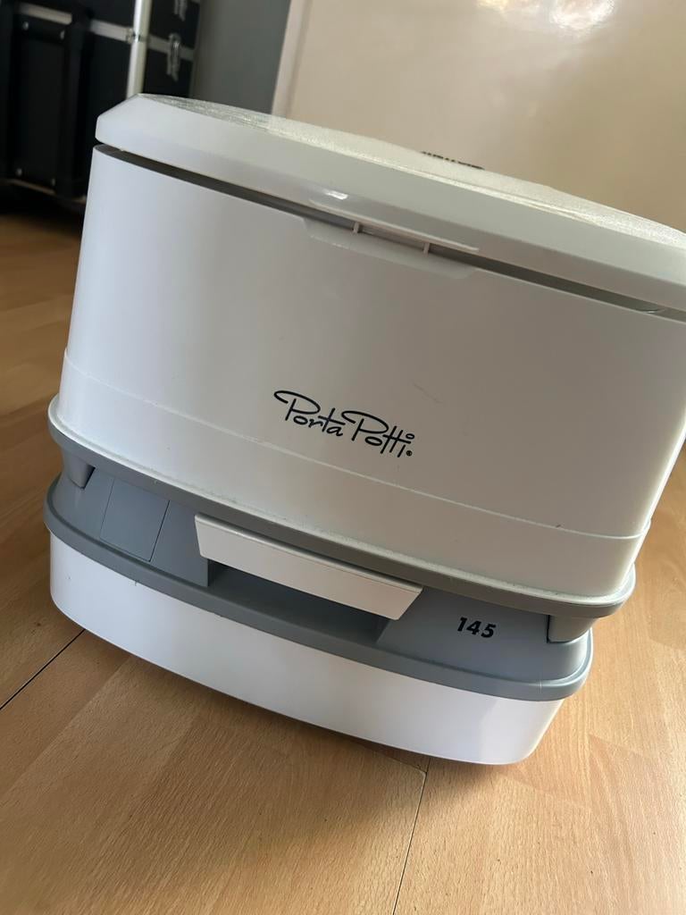Thetford Porta Potti 145 met 2 restant vloeistof, Ophalen, Zo goed als nieuw