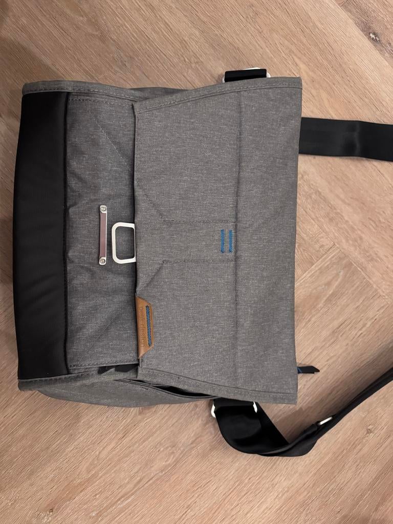 Nieuwe Peak Design Everyday Messenger 13 inch, Ophalen of Verzenden, Nieuw, Grijs, Overige merken