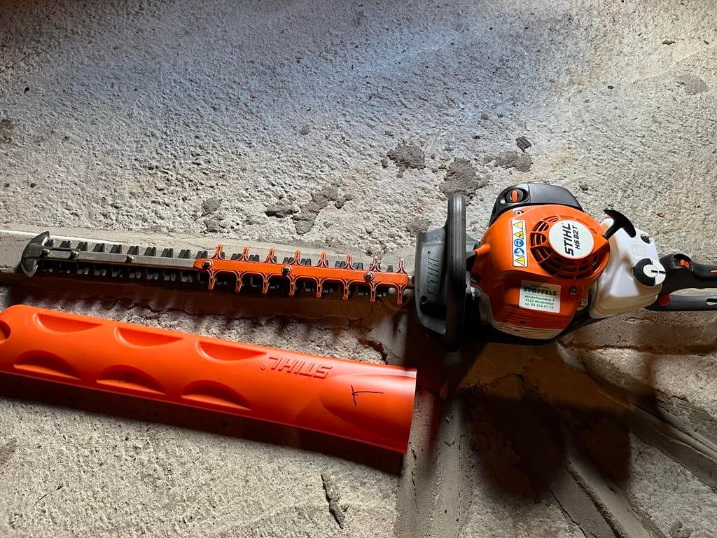 Stihl Heggenschaar HS 82 T, Ophalen, Zo goed als nieuw, Benzine