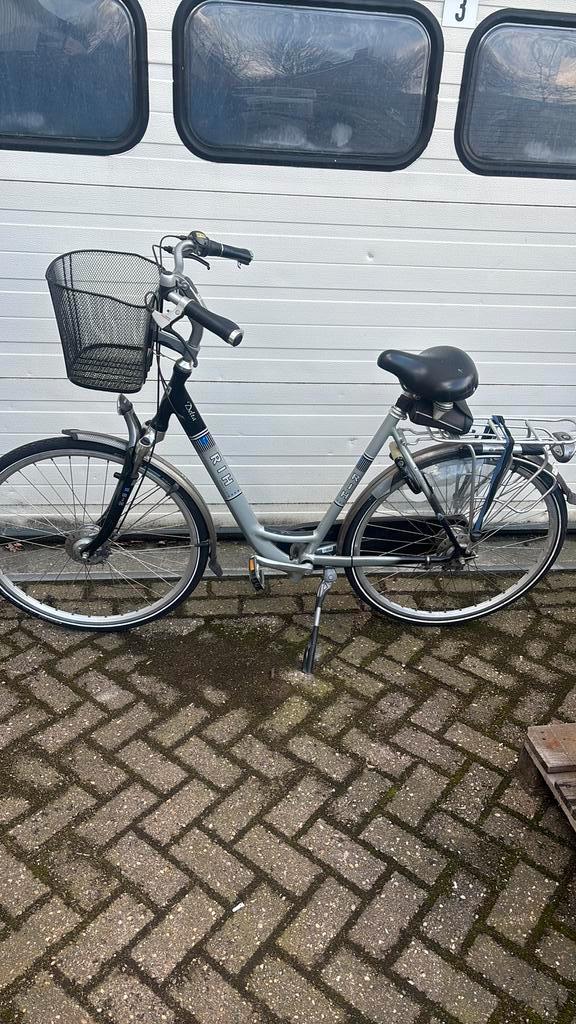 RIH damesfiets, Fietsen en Brommers, Fietsen | Dames | Damesfietsen, Zo goed als nieuw, Overige merken, (Extra) lage instap, Versnellingen