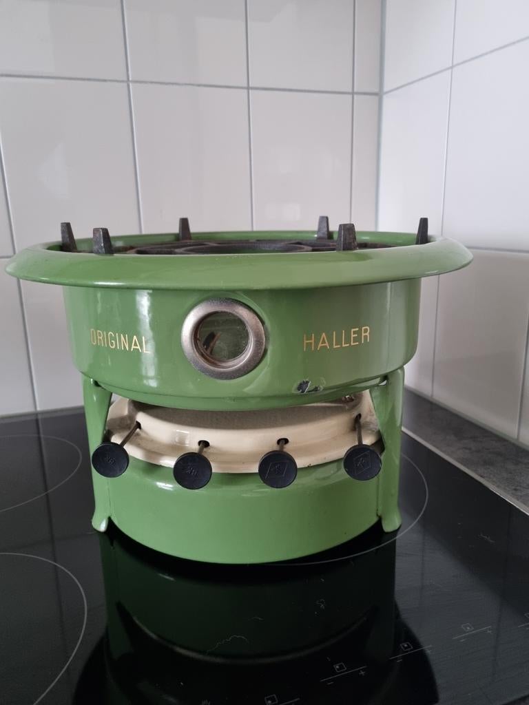 Prachtig 4-pits petroleumstel in resedagroen, Antiek en Kunst, Antiek | Emaille, Ophalen of Verzenden