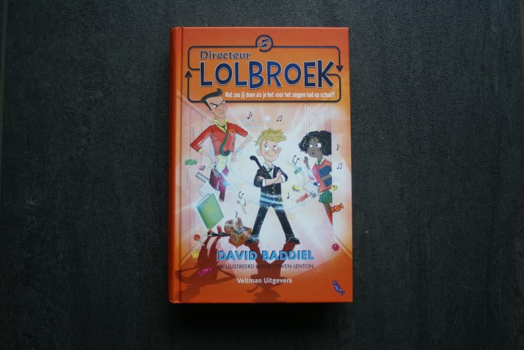 Directeur LOLBROEK:Wat zou jij doen als je het voor het zegg, Ophalen of Verzenden, Zo goed als nieuw