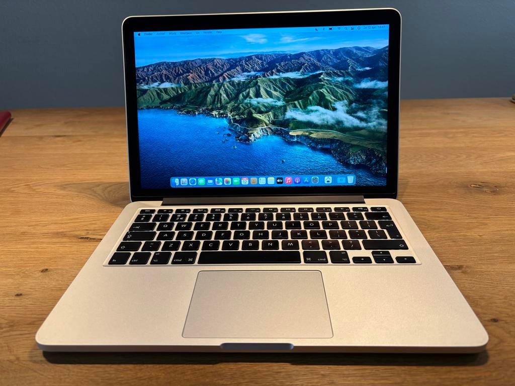 Apple MacBook Pro 13" 2015 - MacOS Monterey - Vlekkeloos, Gebruikt, 256 GB, 2 tot 3 Ghz, Qwerty