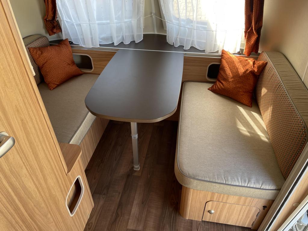 Eriba Touring Troll 530 Silver Edition, Mover, Caravans en Kamperen, Caravans, Standaardzit, Bedrijf, 750 - 1000 kg, Schokbreker