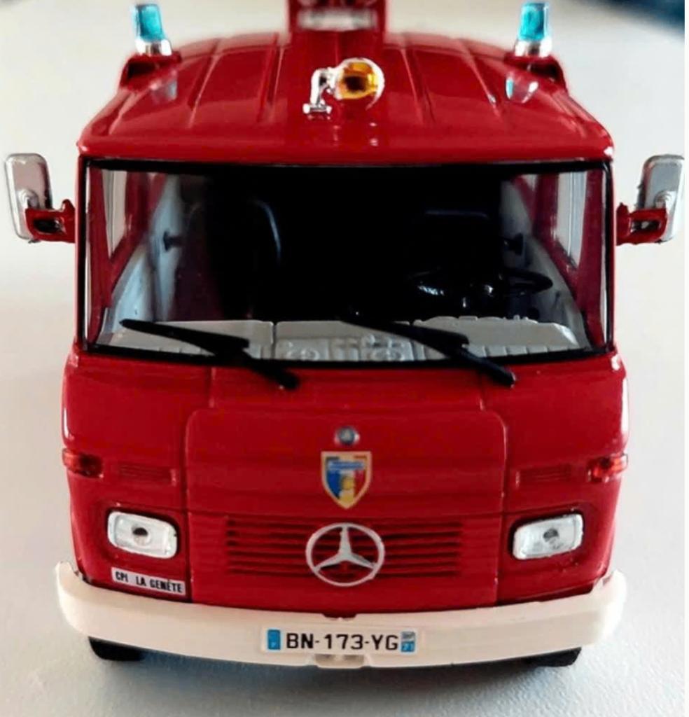 Mercedes Benz L 408 PS brandweer Eerste hulp schaal 1/43 #10, Verzenden, Nieuw, Bus of Vrachtwagen, Overige merken