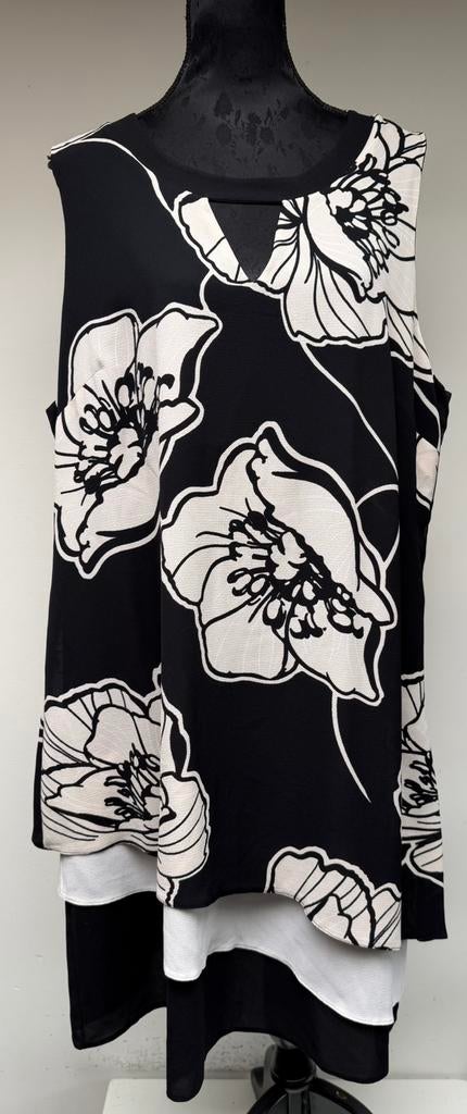 Superleuke mouwloze zwart/witte jurk PAPRIKA mt 4 (50/52), Kleding | Dames, Grote Maten, Ophalen of Verzenden, Zo goed als nieuw