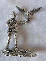 VALKENIER, tinnen beeldje, Ophalen of Verzenden