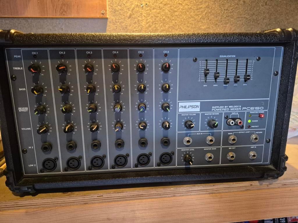 Philipson mengversterker 2x150 watt rms bandjes zang, Ophalen of Verzenden, Gebruikt, 5 tot 10 kanalen, Microfooningang