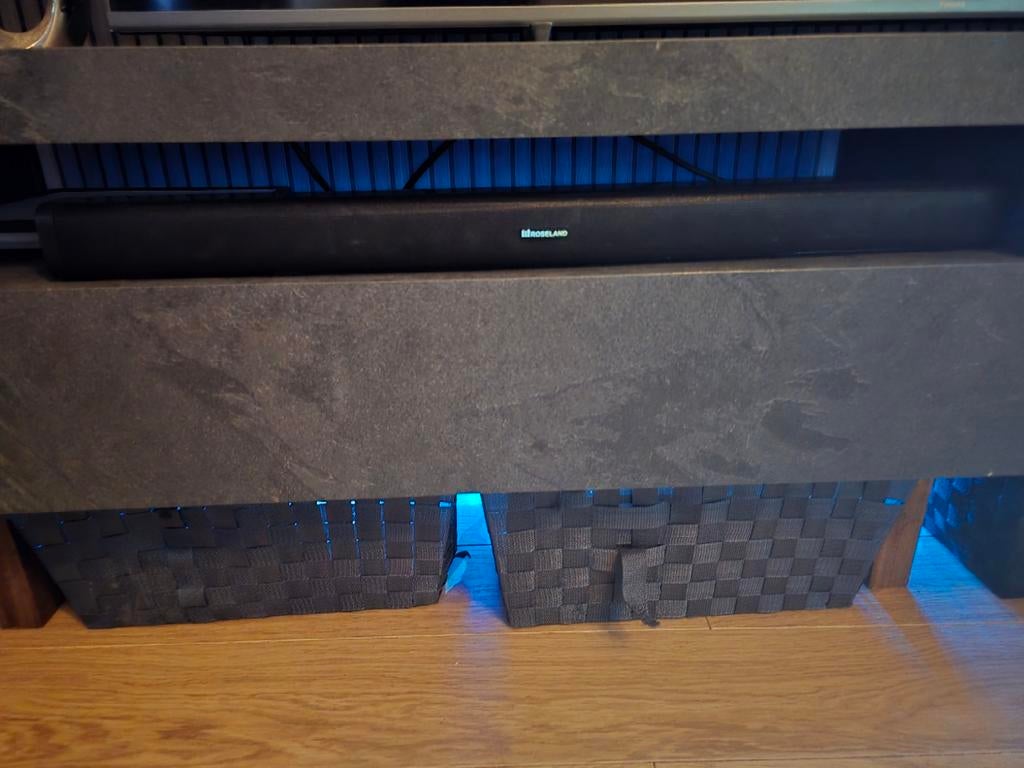 Roseland Soundbar met Afstandsbediening, Ophalen of Verzenden, Bluetooth, Zo goed als nieuw