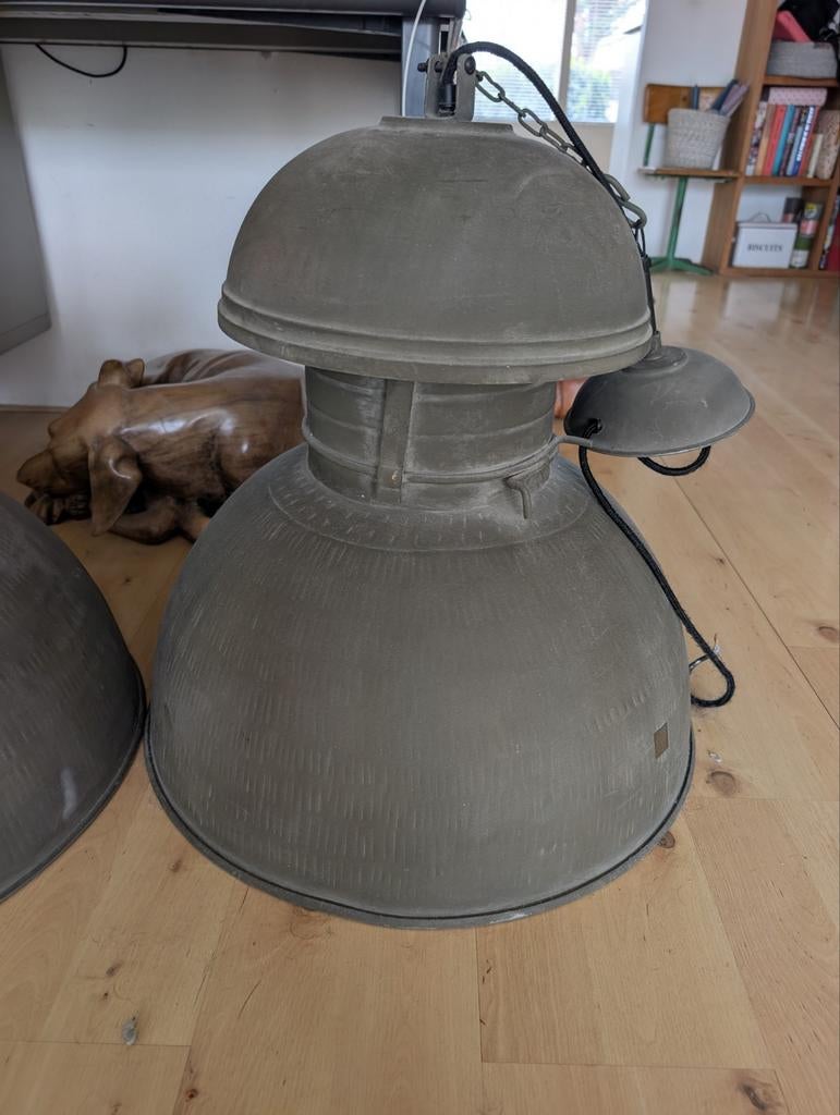 2 HK living hanglampen Industrieel, Huis en Inrichting, Lampen | Hanglampen, Ophalen, Nieuw, 50 tot 75 cm