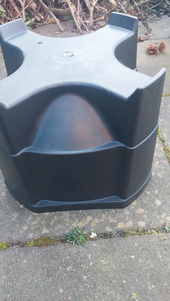 Kleine nieuwe standaard ,kunststof ,waterton voet, Tuin en Terras, Regentonnen, Nieuw, Ophalen of Verzenden