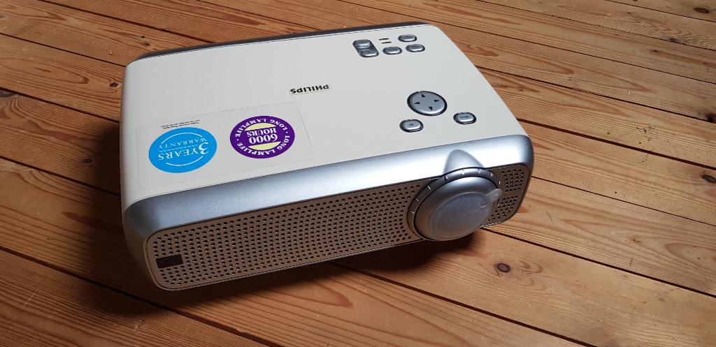 Philips Monroe LC 61131 beamer, Ophalen of Verzenden, Zo goed als nieuw, LCD, Philips Monroe LC 61131