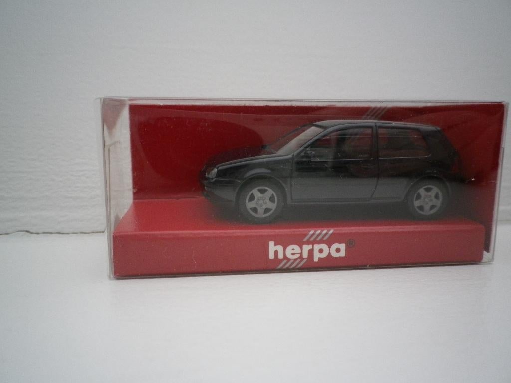 Herpa Volkswagen golf 4 heel donkerblauw. Nieuw. 1/87 schaal, Ophalen of Verzenden, Nieuw, Auto, Herpa