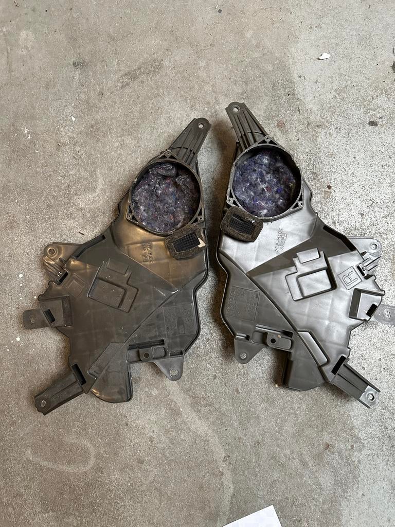 Toyota Supra MK4 Originele Deurspeaker Housing met Isolatie, Auto-onderdelen, Ophalen of Verzenden, Gebruikt, Toyota
