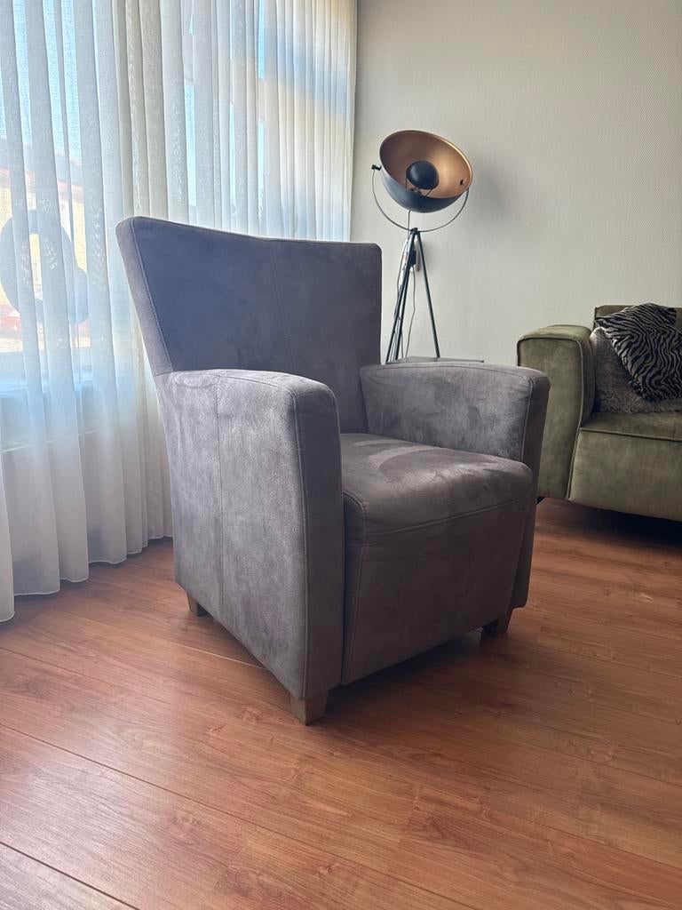Comfortabele grijze stoel - perfect voor elk interieur, Ophalen, Gebruikt, Eén, Stof