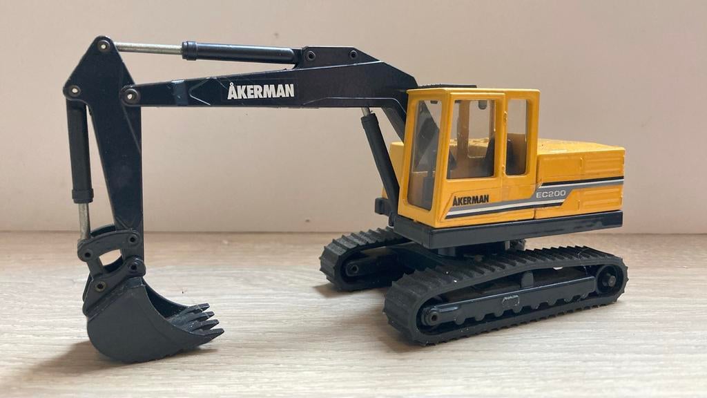 Akerman EC200 model graafmachine schaal 1:50, Ophalen of Verzenden, Gebruikt, Hijskraan, Tractor of Landbouw, Overige merken