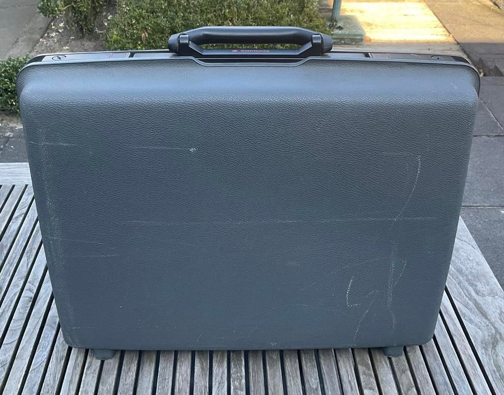 Samsonite kleine reiskoffer, harde schaal, Sieraden, Tassen en Uiterlijk, Koffers, Ophalen, Gebruikt, 50 tot 60 cm, Hard kunststof