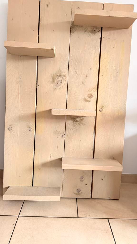 Sfeervolle steigerhouten wandpaneel met plankjes, Huis en Inrichting, Kasten | Wandmeubels, Ophalen, Zo goed als nieuw, 25 tot 50 cm