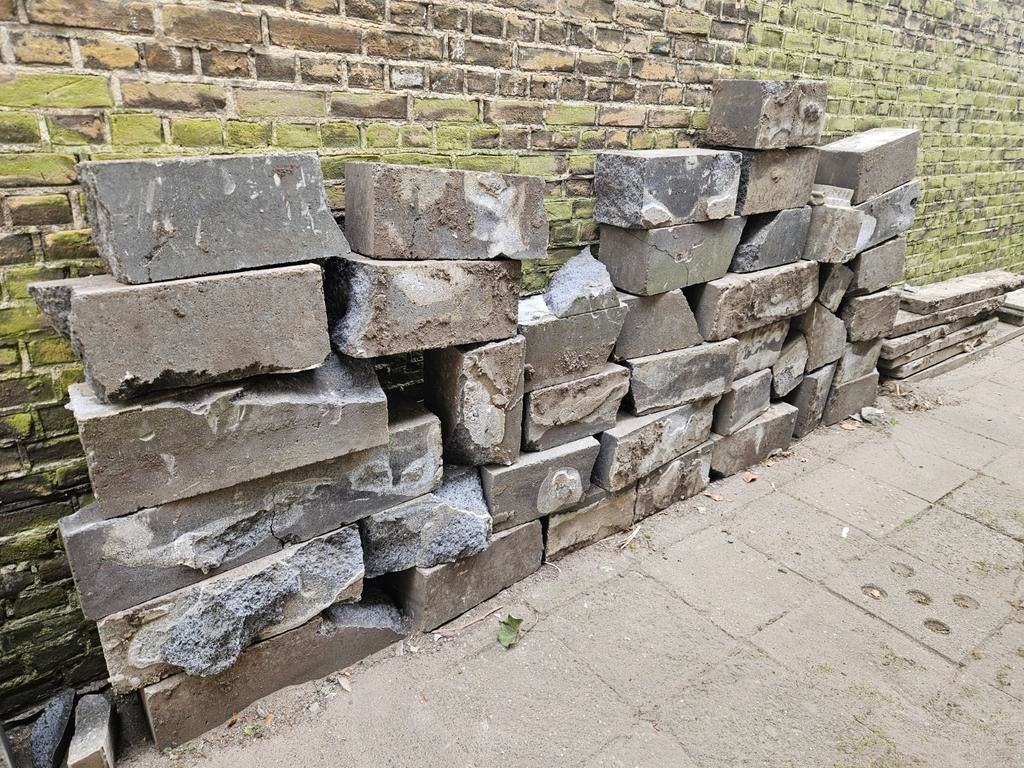 Gebroken stapelblokken, Ophalen, Gebruikt, Minder dan 100 cm, Minder dan 25 cm