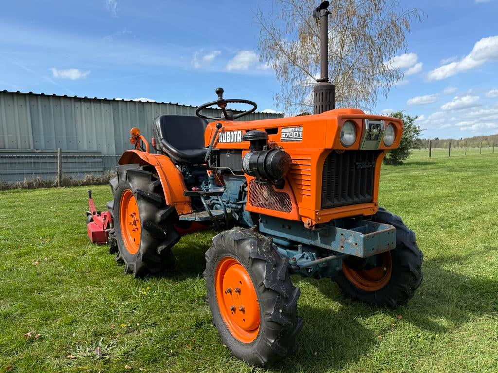 Kubota B7001 mini tractor met Agromet cirkelmaaier, Ophalen