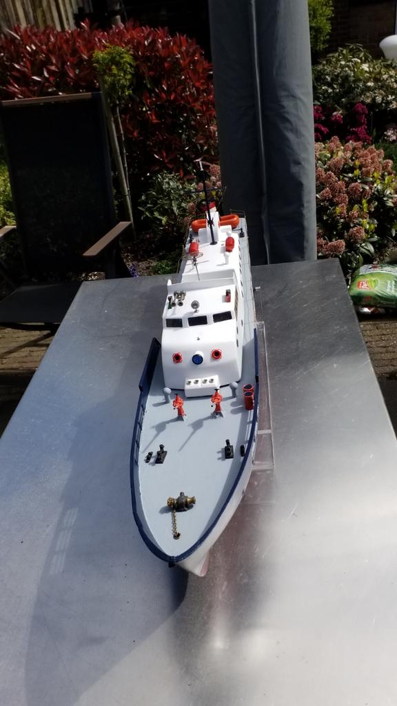 Rc bediening brand blus boot, Ophalen