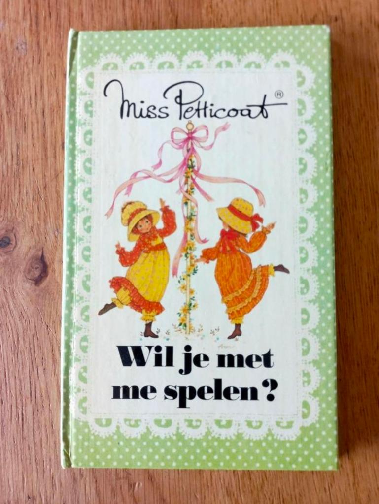 Retro boekje Miss Petticoat/ Wil je met me spelen?, Ophalen of Verzenden, Huis en Inrichting