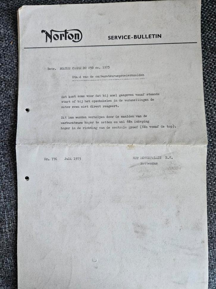 Norton Service Bulletins (5 stuks) - Juli 1973, Motoren, Handleidingen en Instructieboekjes, Overige merken, Verzenden