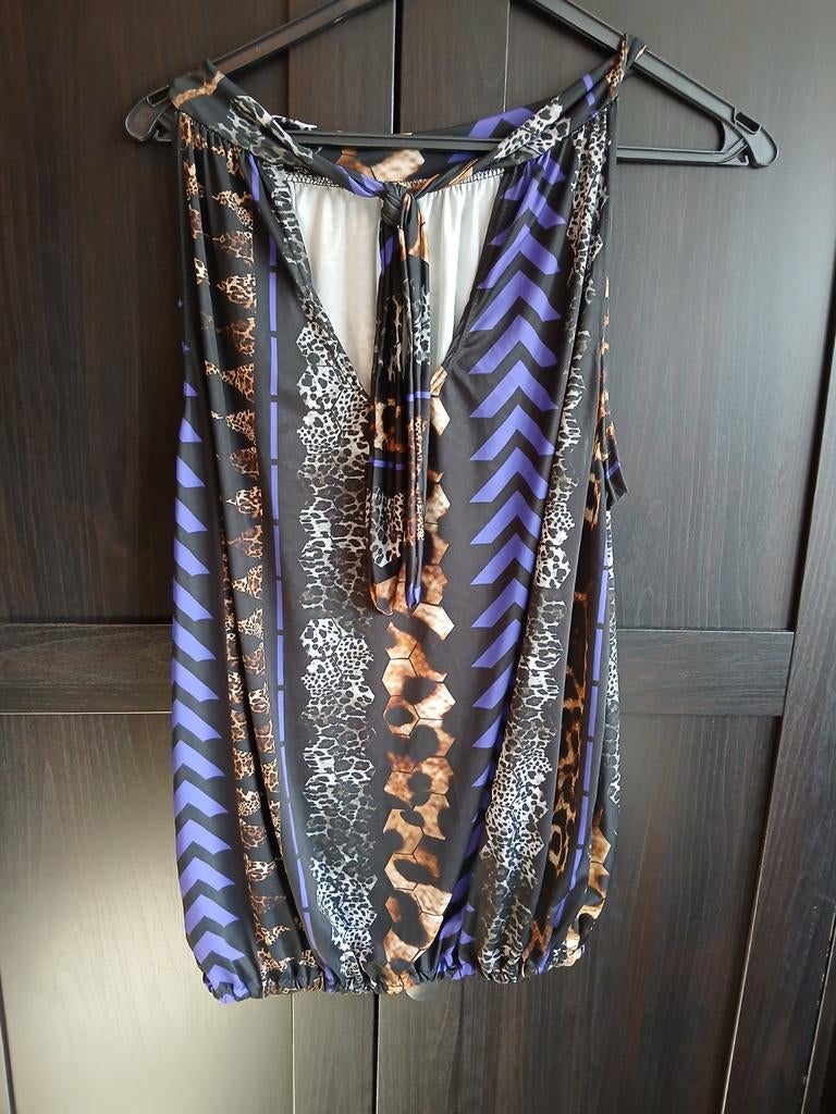 Gekleurde top met dierenprint en paarse accenten, Paars, Ophalen of Verzenden, Max25, Zonder mouw