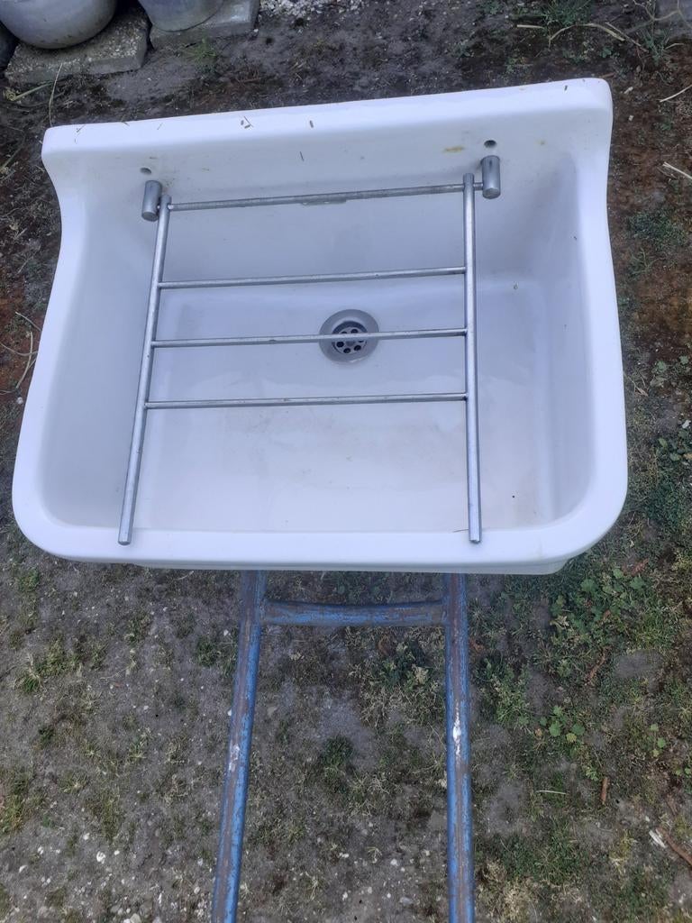 Grote wastafel met rek, Ophalen, 50 tot 100 cm, Minder dan 100 cm, Wasbak of Wastafel