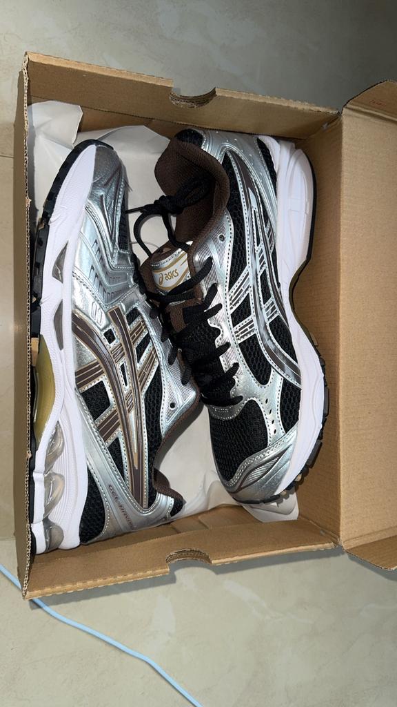 ASICS Kayano Zwart Bruin Sneakers, Ophalen of Verzenden, Nieuw, Zwart, Sneakers of Gympen