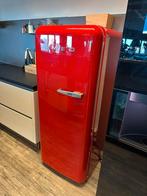 SMEG koelkast – retro rood, Ophalen, Zo goed als nieuw