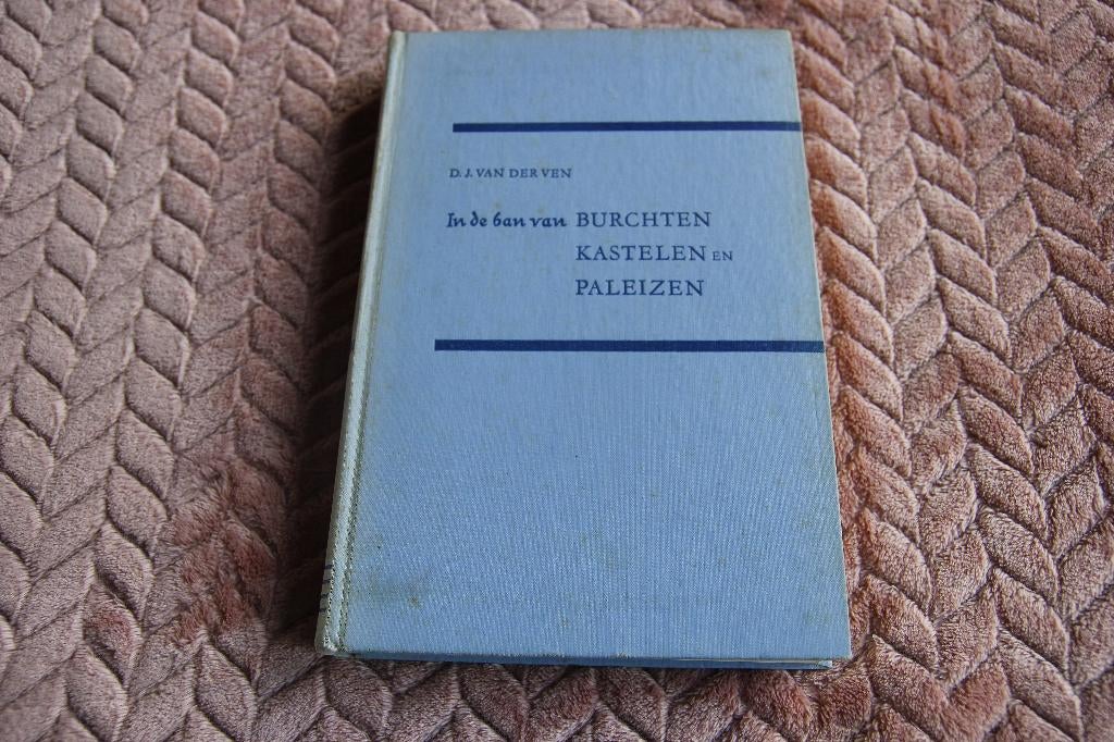 In de ban van burchten, kastelen en paleizen, Boeken, Ophalen of Verzenden, Gelezen, Europa
