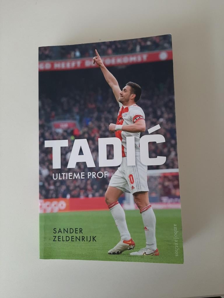 Tadic: Ultieme Prof - Boek over Dusan Tadic, Ophalen of Verzenden, Zo goed als nieuw, Sander Zeldenrijk, Balsport