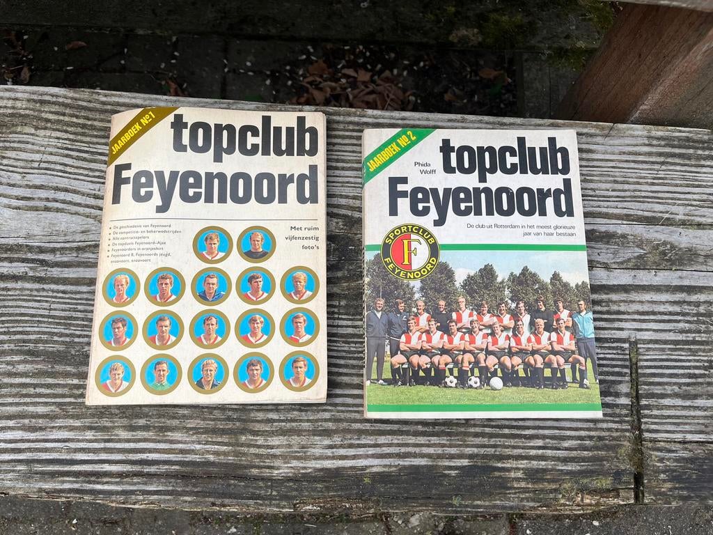Jaarboek 1 en 2 Feyenoord topclub jaren 60-70 boek €30, Ophalen of Verzenden, Gebruikt, Feyenoord, Boek of Tijdschrift