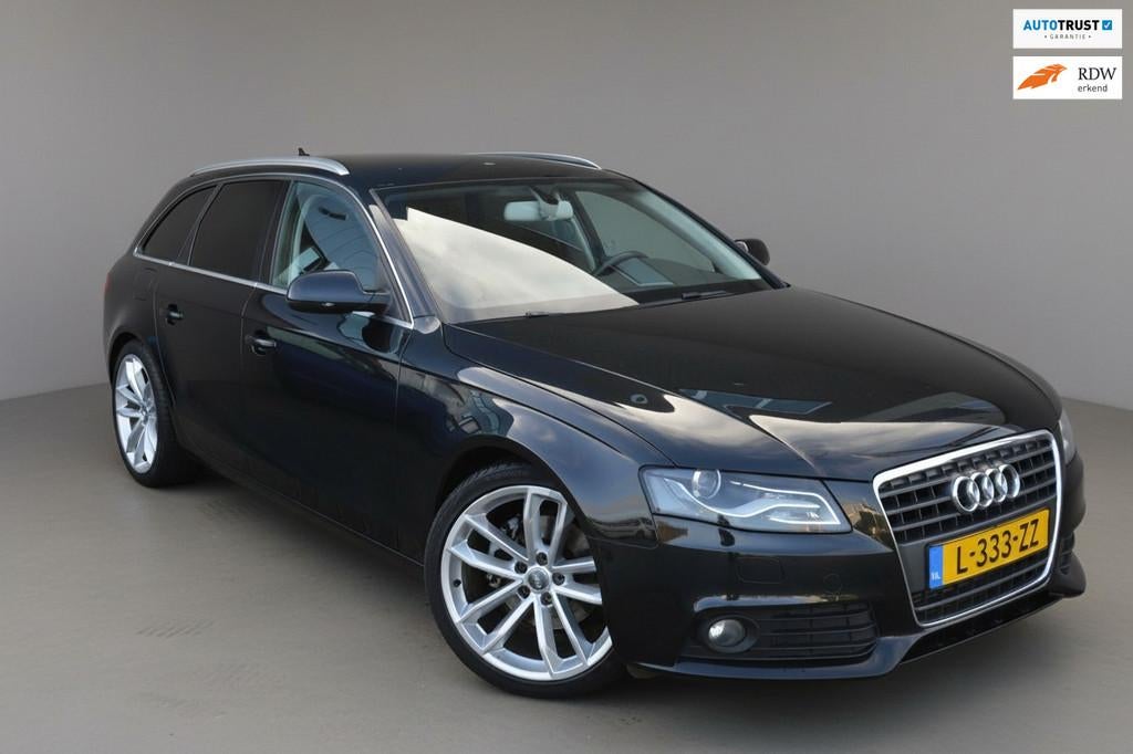 Audi A4 Avant Clima|Cruise|Navi|Stoelverwarming|Trekhaak, Auto's, Audi, Voorwielaandrijving, Euro 5, Stof, Gebruikt