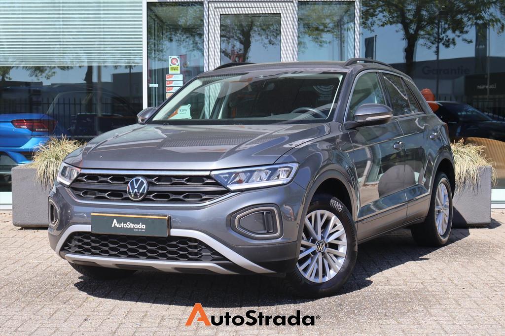 Volkswagen T-Roc 1.0 Life TSI 110pk | ACC | Airco | Virtual, Keurmerk '100% Onderhouden', Stof, Gebruikt, Met garantie (alle)