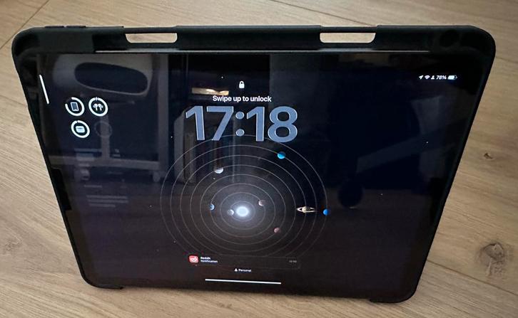 Apple iPad Air 5e Gen, Computers en Software, Apple iPads, Zo goed als nieuw, Apple iPad Air, Wi-Fi, 10 inch, 64 GB, Grijs, Ophalen of Verzenden