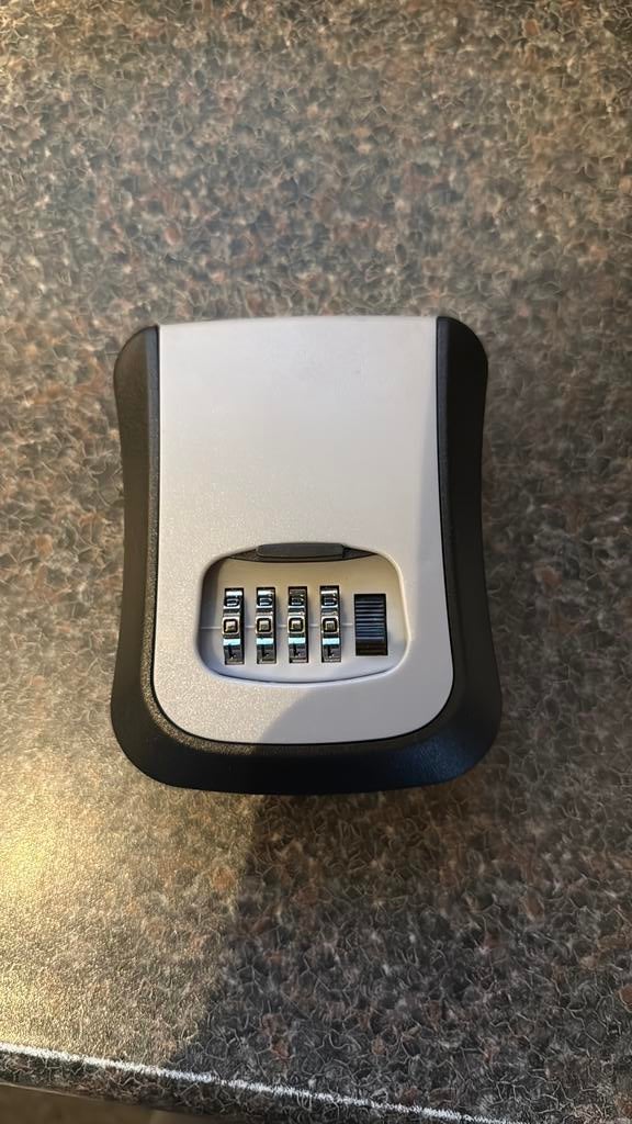 Sleutelkastje voor aan de buitenwant., Ophalen of Verzenden, Nieuw