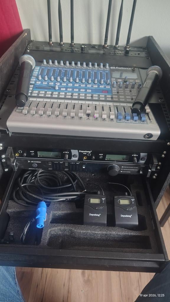 Zang rack voor artiesten - compleet en zo goed als nieuw, Ophalen, Zo goed als nieuw, 10 tot 20 kanalen, Microfooningang