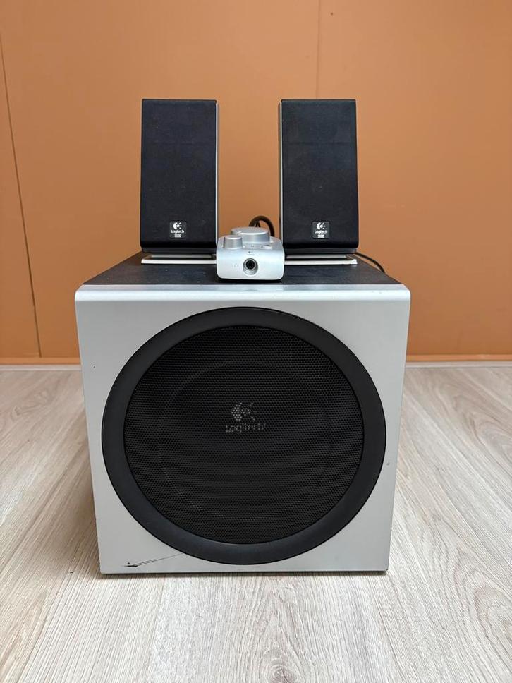 Logitech 2.1 set gebruikt, Computers en Software, Pc speakers, Gebruikt, Audiokanaal 2.1, Ophalen